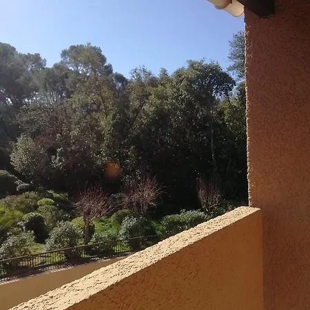 Bel Calme Et Proche Des Plages Hyeres
